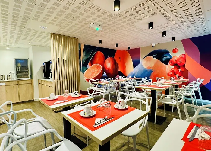 Centre 3* בורדו