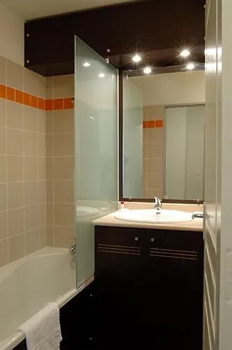 Centre מלון דירות