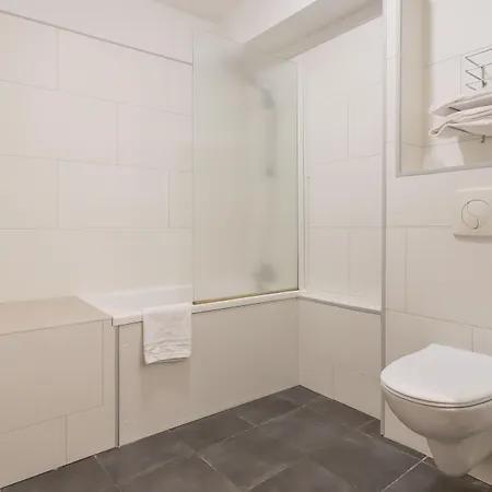 Aparthotel Centre 3*