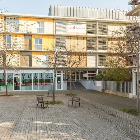 Aparthotel Centre 3*