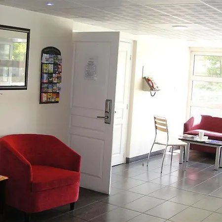 Aparthotel Centre 3*