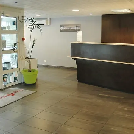 Lägenhetshotell Centre 3*