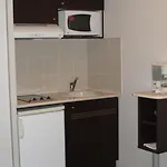 シティ レジデンス サントル アパートホテル